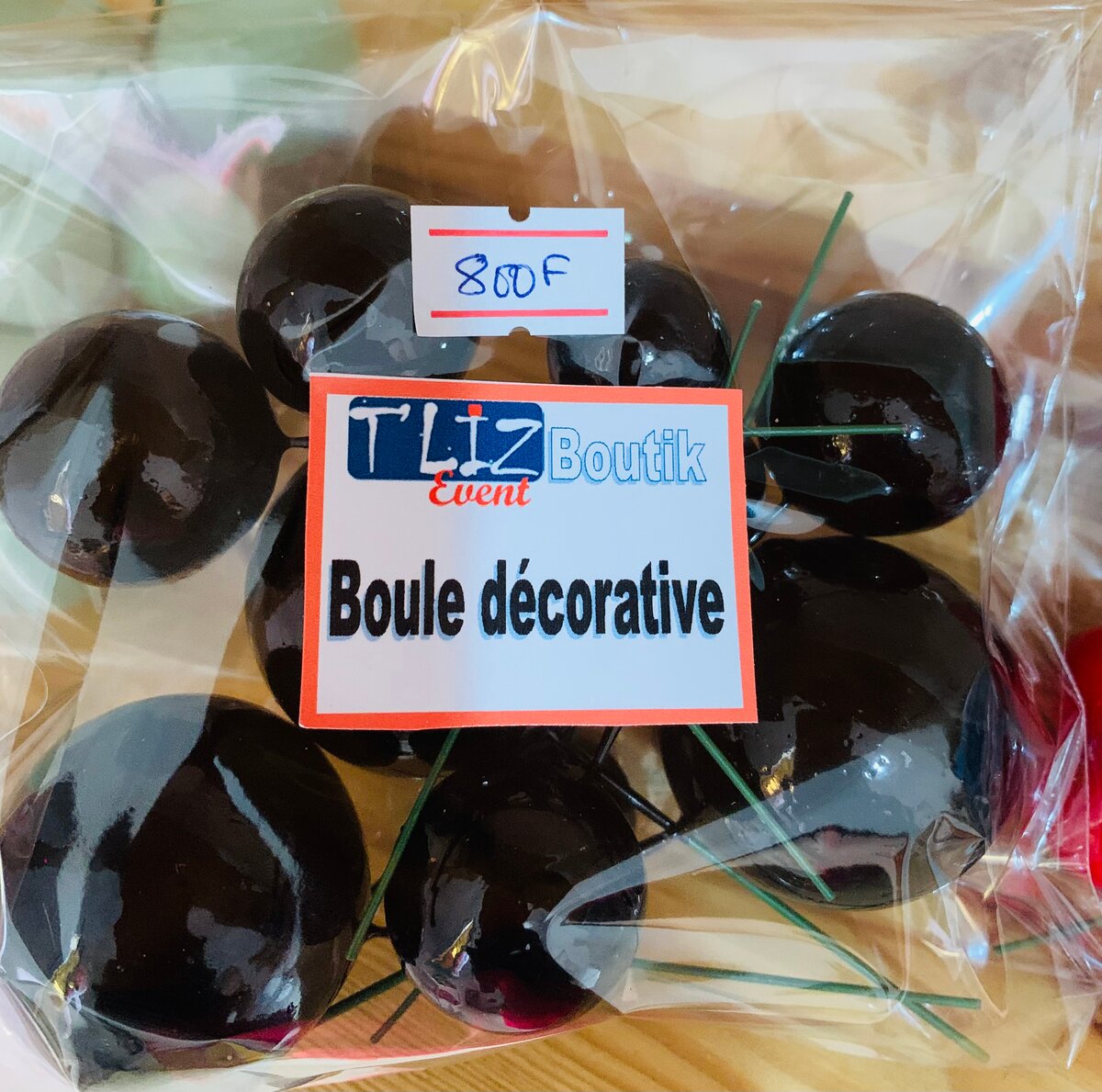 Boules décoratives colorées