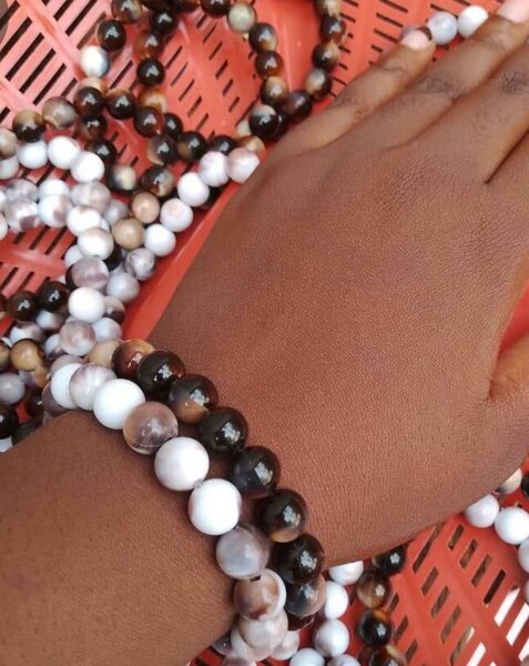 Bracelet en pierres naturelles