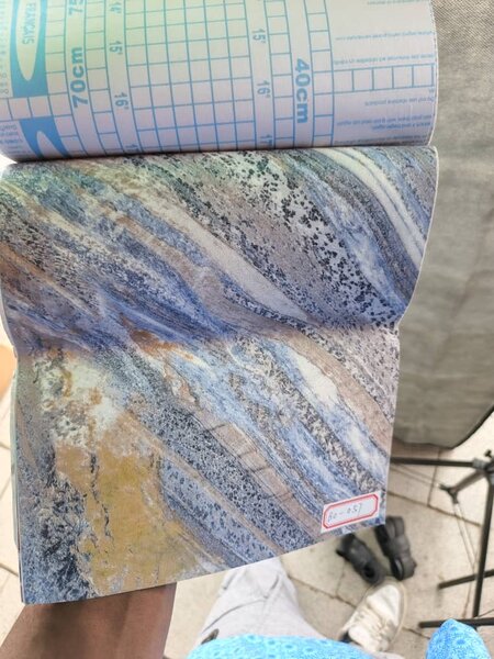 Papier peint adhésif marbre