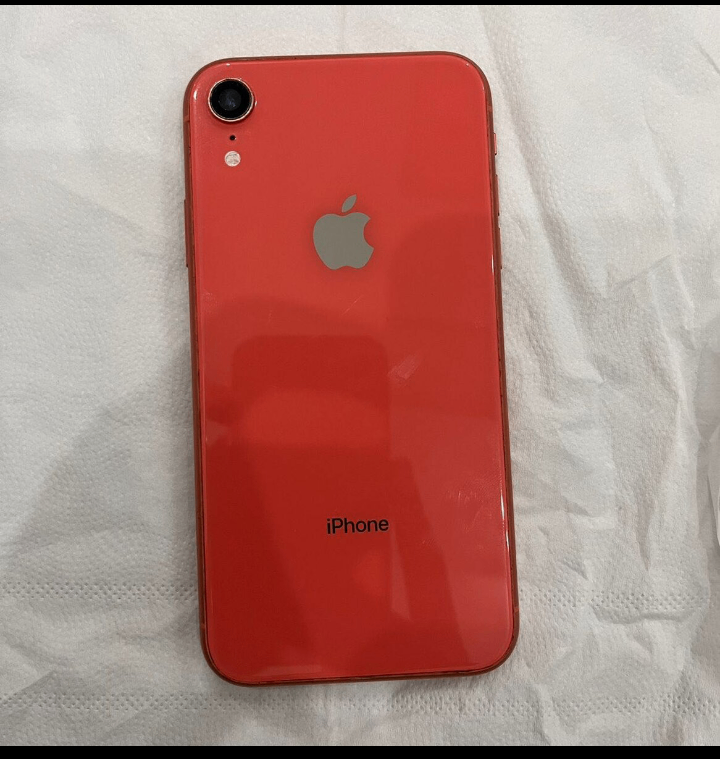 iPhone XR 64Go Rouge