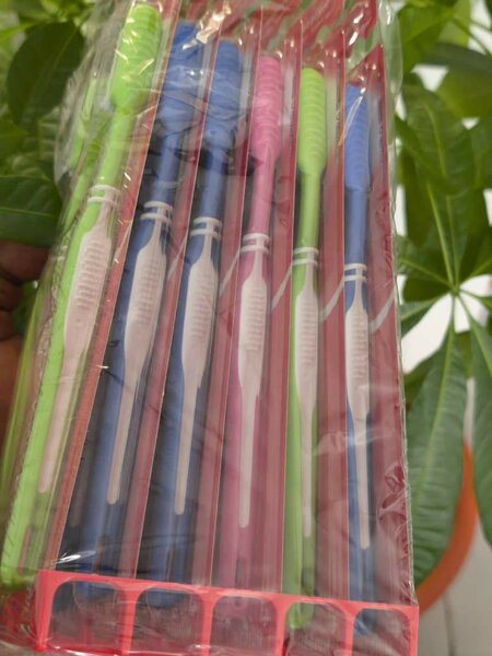 Brosse à dent medium