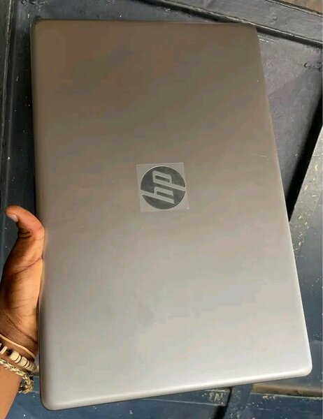 HP Ordinateur Portable Core i5