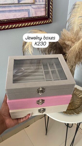 Suede jewelry boxes