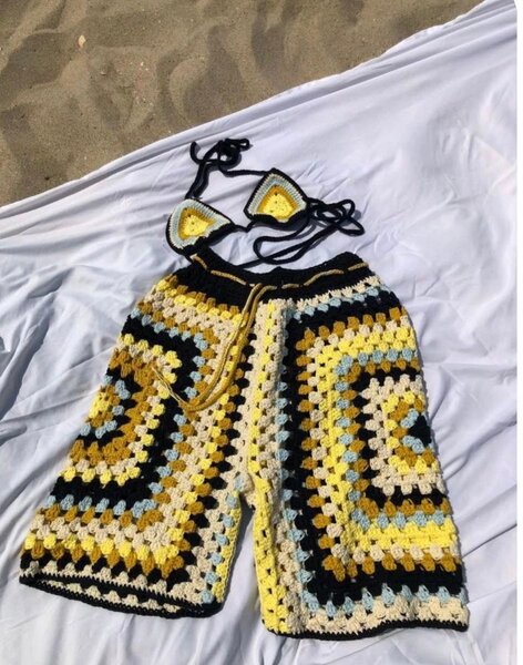 Ensemble short et soutien-gorge crochet