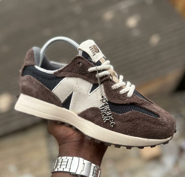 Sneakers en daim bicolore