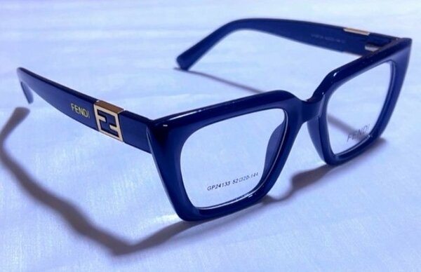 Lunettes élégantes bleues