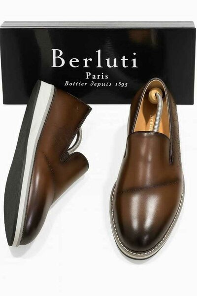 Chaussures en cuir de luxe