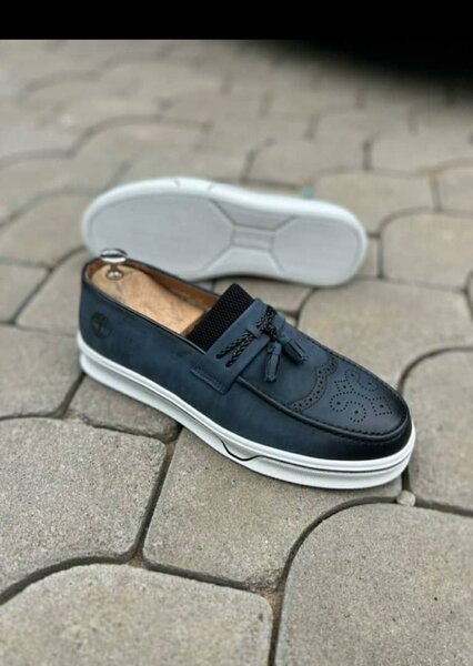 Mocassins en cuir élégants hommes