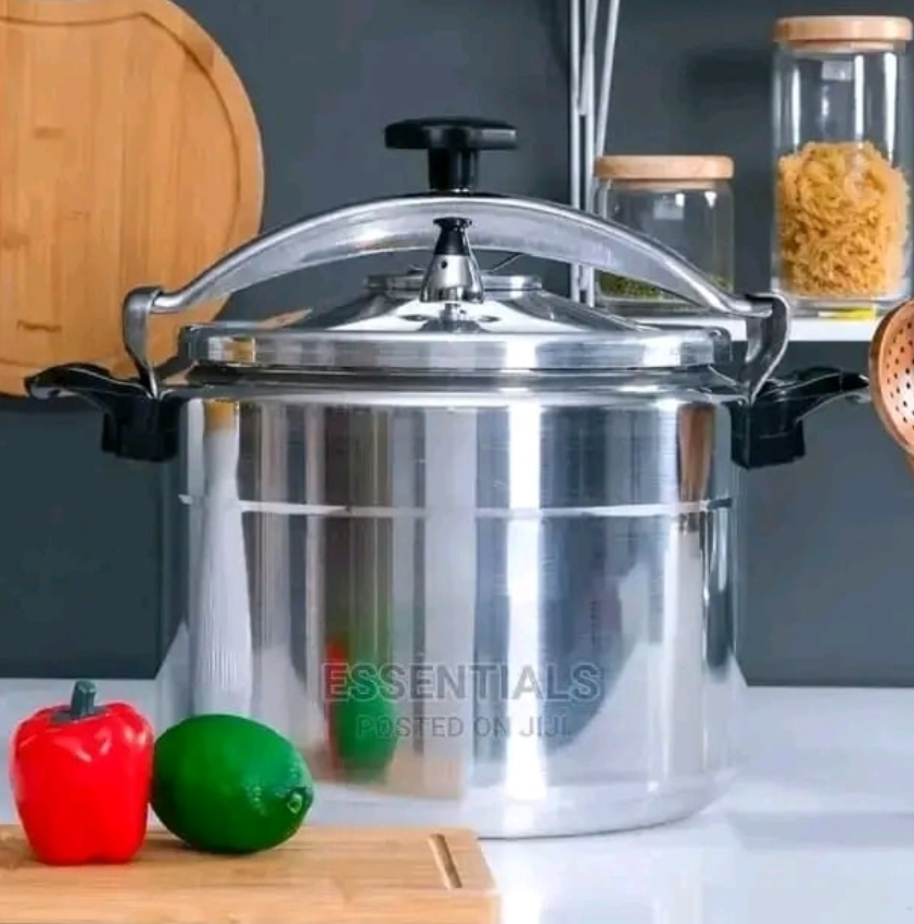 pressure cooker 