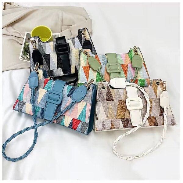 Sac à main coloré en bandoulière