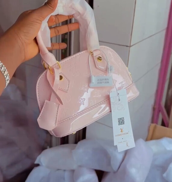 Petite sac à main rose élégant