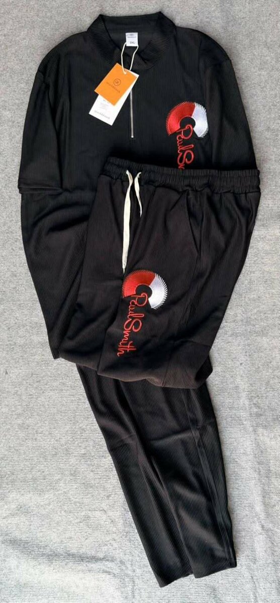 Ensemble de survêtement stylé