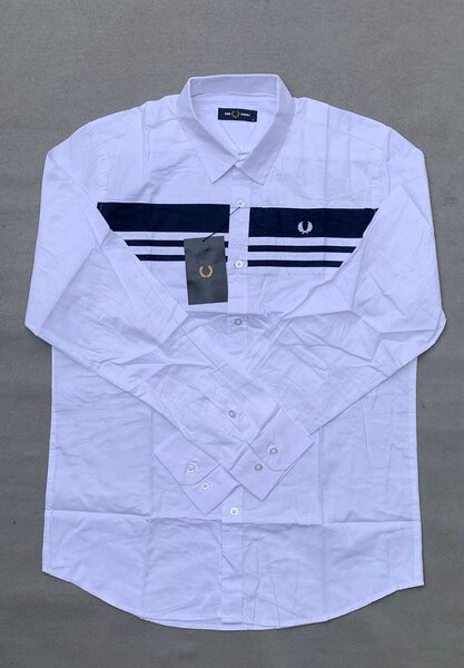 Chemise élégante à rayures