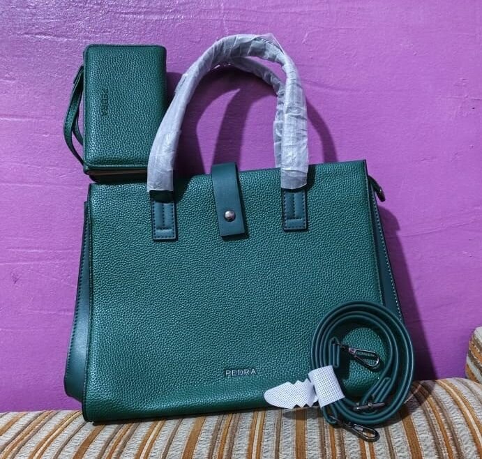 Sac à main en cuir vert pour femme
