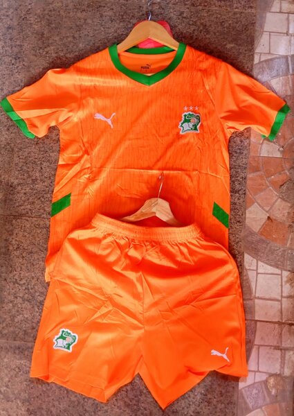 Tenue de football Puma