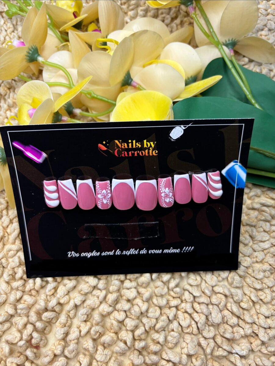 Ongles Press-On Designs