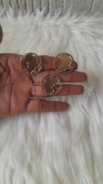 Nous vendons les poids baoulé