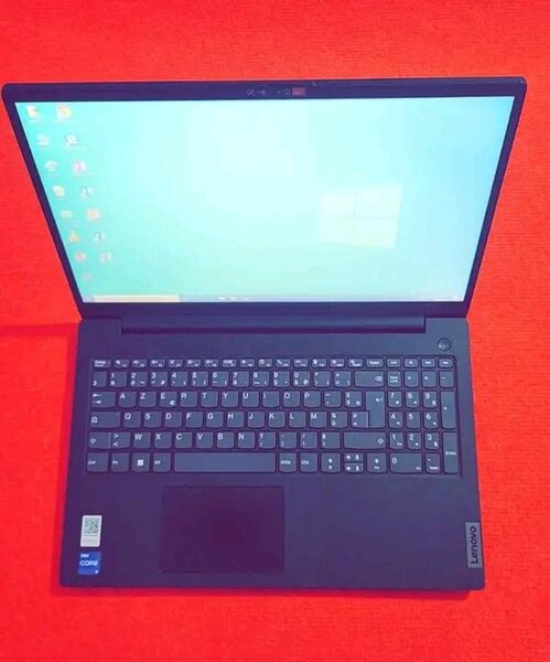 Ordinateur portable Lenovo