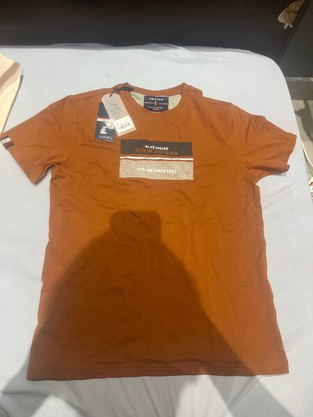 T-shirt marron homme stylé