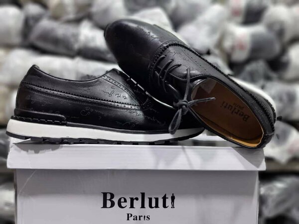 Chaussures en cuir Berluti