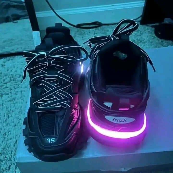 Baskets brillantes tendance