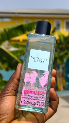 EASE DREAMER by Victoria s secret mist