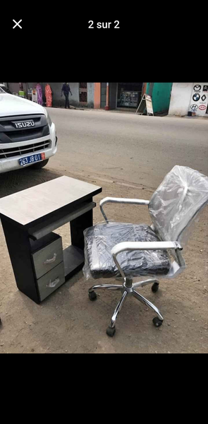 Bureau Compact avec Chaise