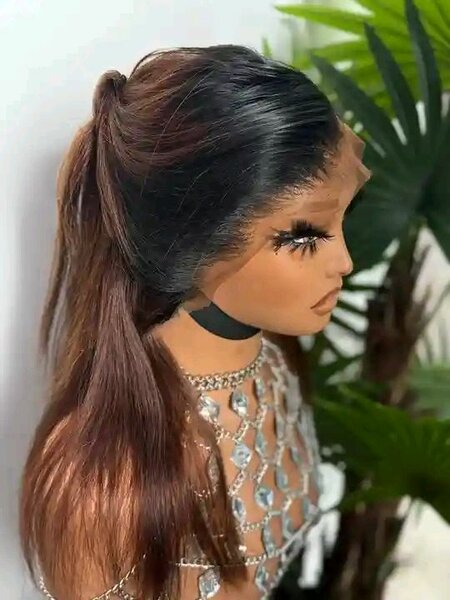 Perruque naturelle brune ombrée