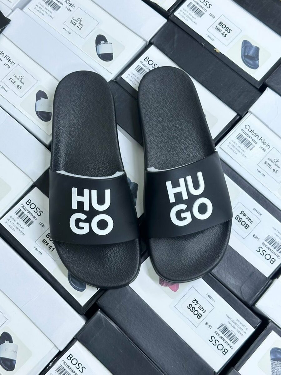 Claquettes originales