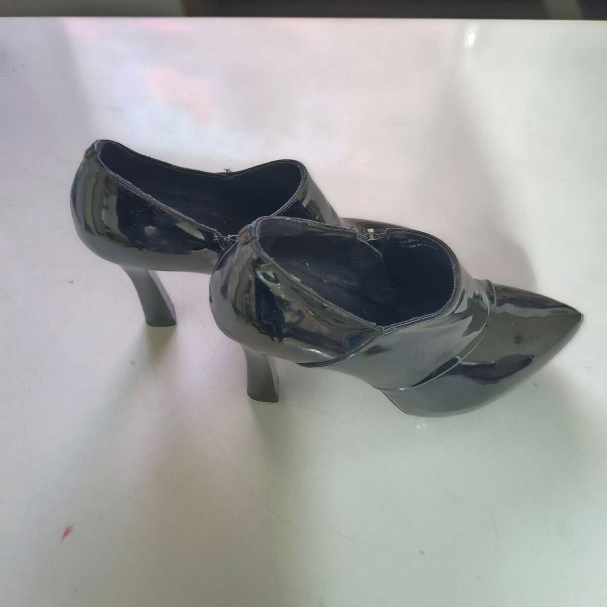 Talons hauts élégants noirs