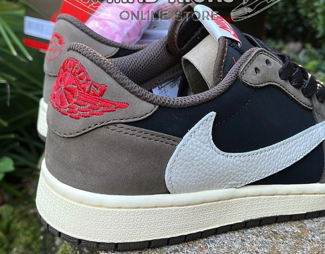 Nike Air Sneakers Grey