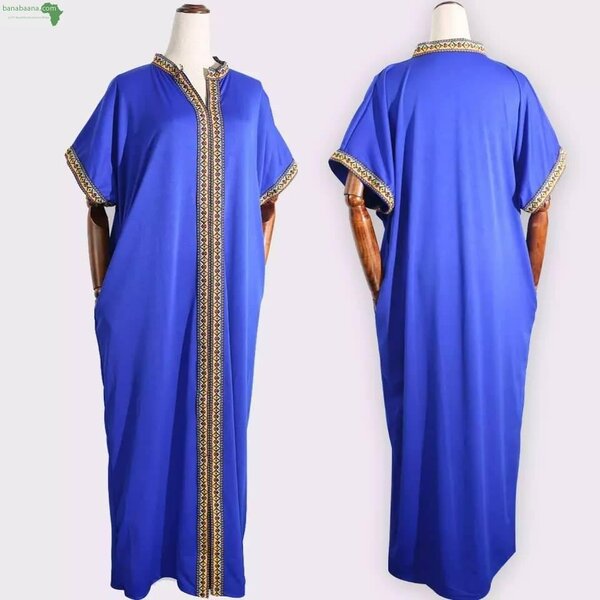 Caftan bleu avec broderie dorée