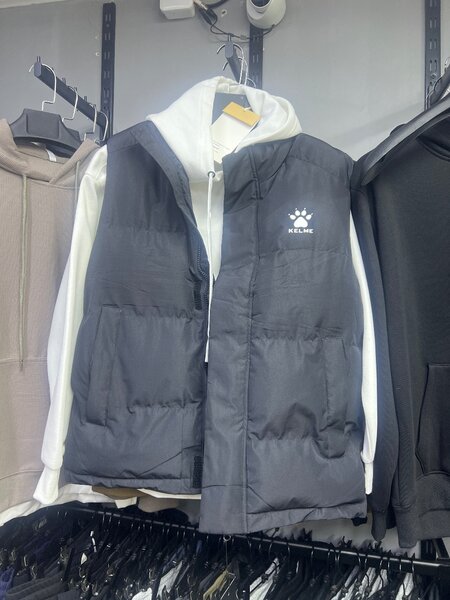 Безрукавка