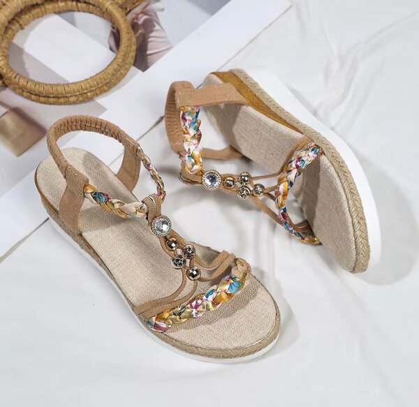 Sandales à plateforme bohème