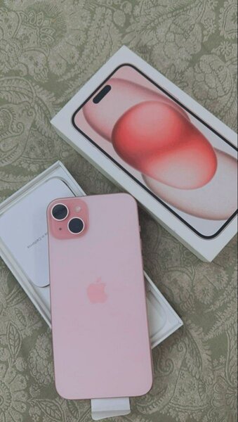 IPhone 15 simple scellé