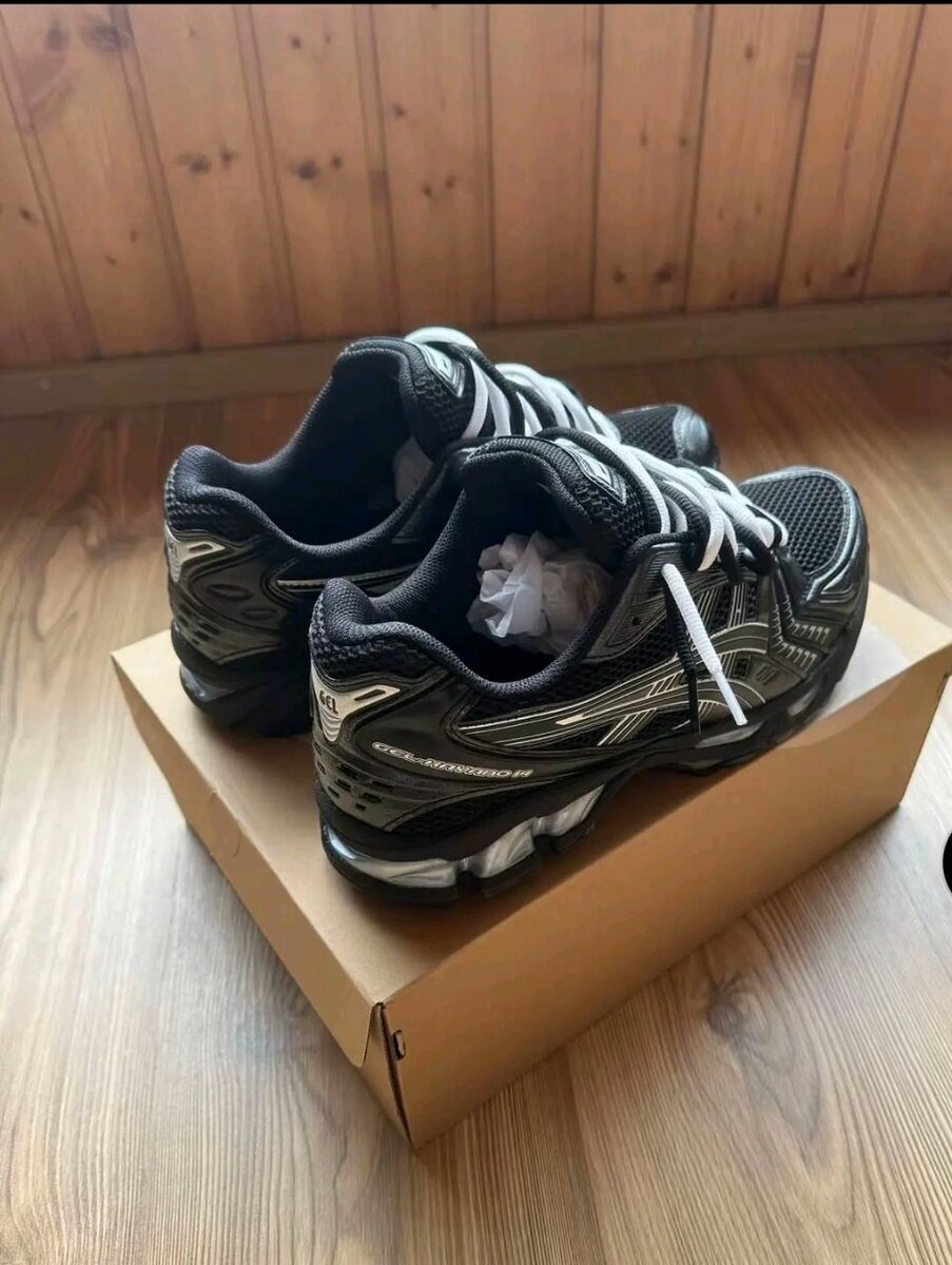 Chaussures de running Asics noires