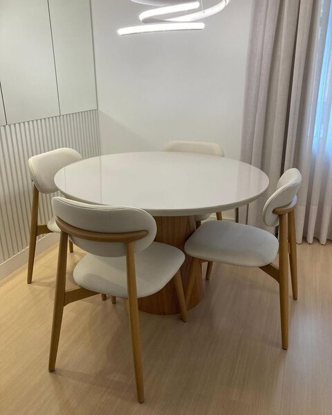 Table à manger ronde moderne