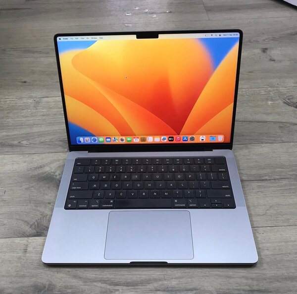 MACBOOK PRO M1 PRO ( 16/512 )