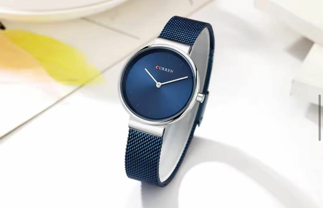 Montre CURREN pour femme .