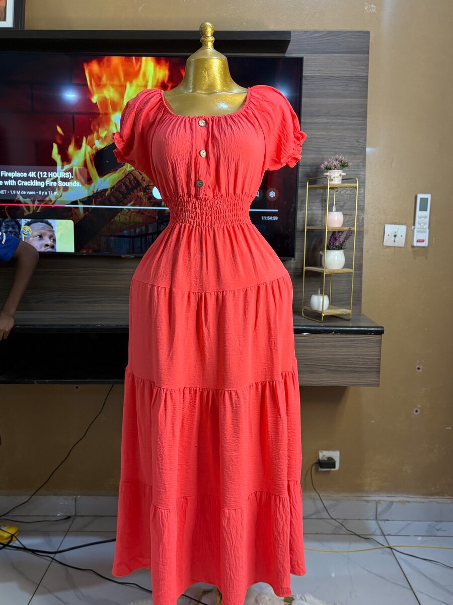 Robe Élégante à Pois