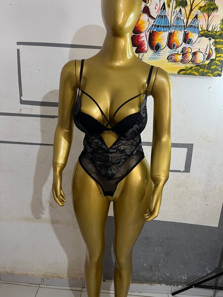 Body sensuel en dentelle