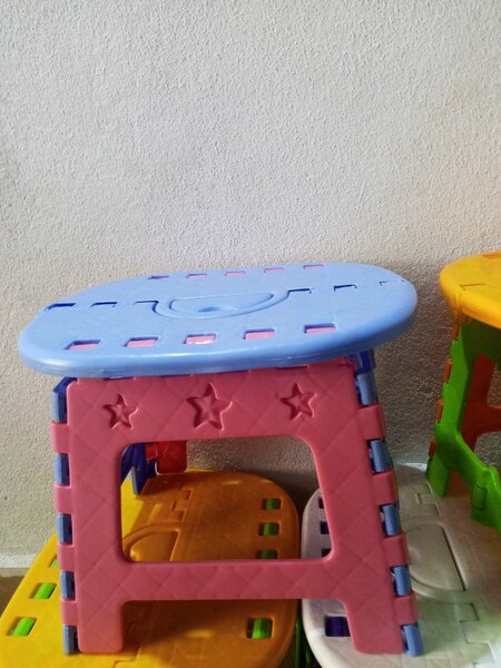 Tabouret pliant coloré