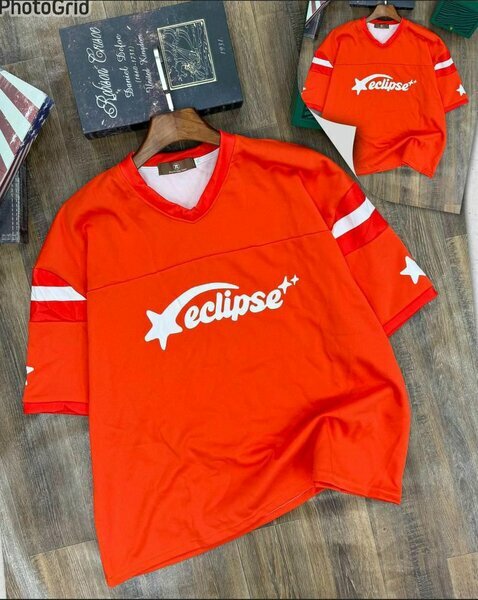 T-shirt Eclipse rouge col V femme