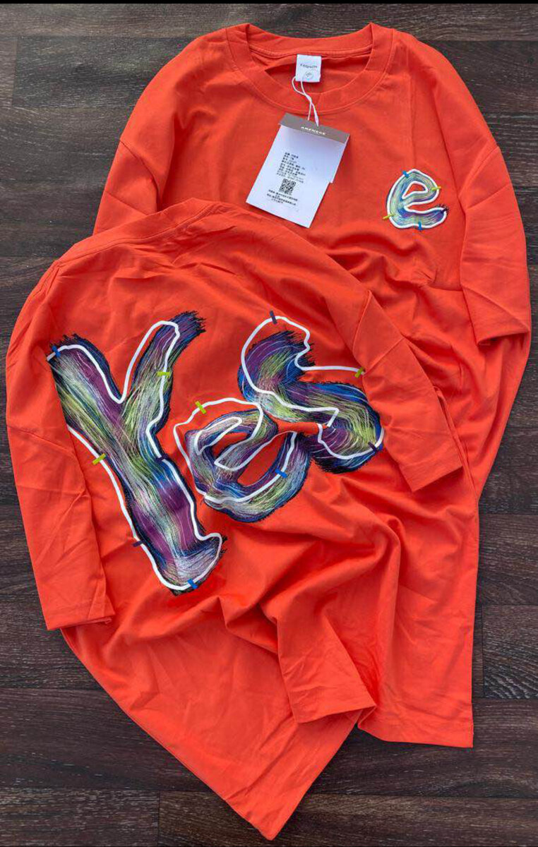 T-shirts colorés graphiques