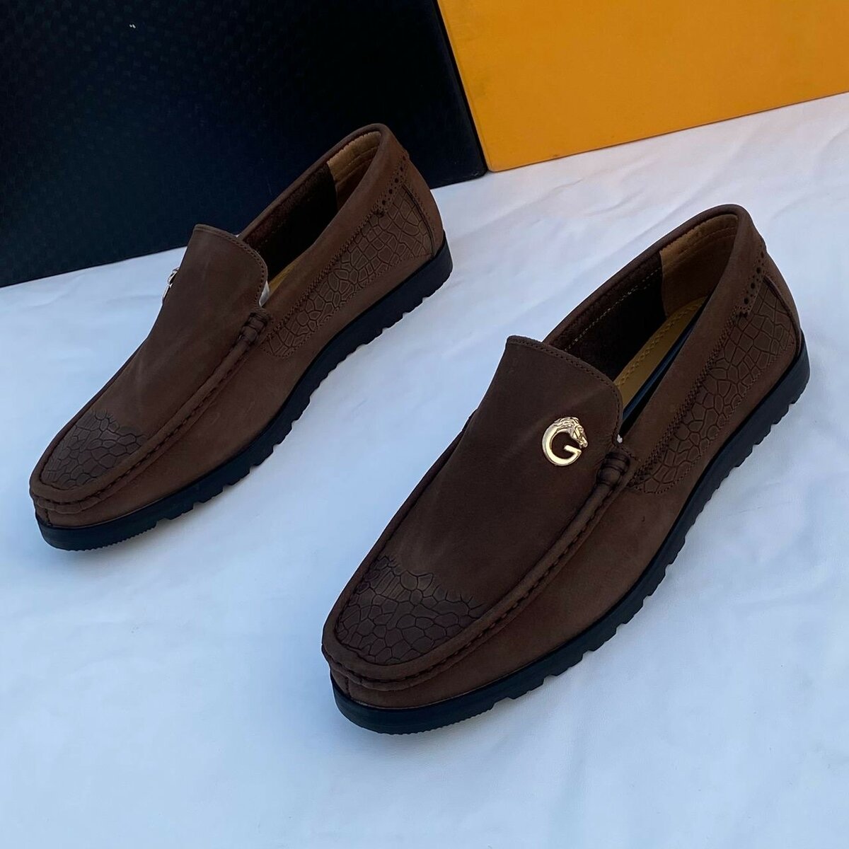 EXECUTIVE CASUAL WEAR