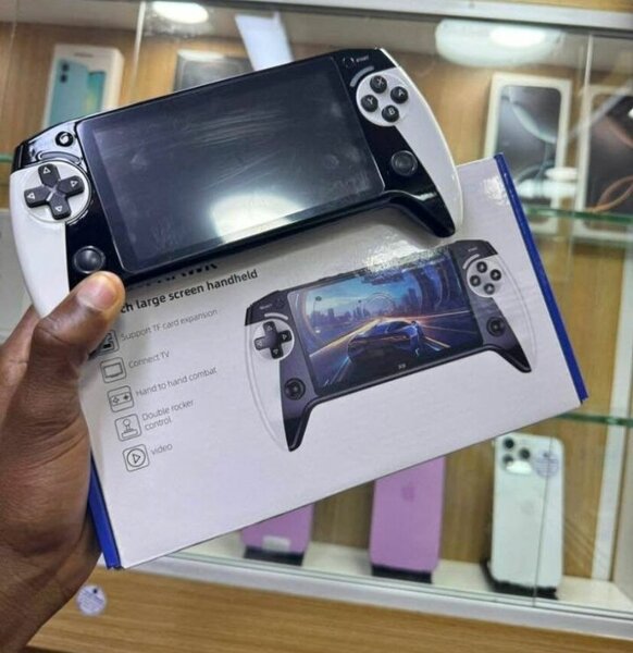 Console portable 5 pouces