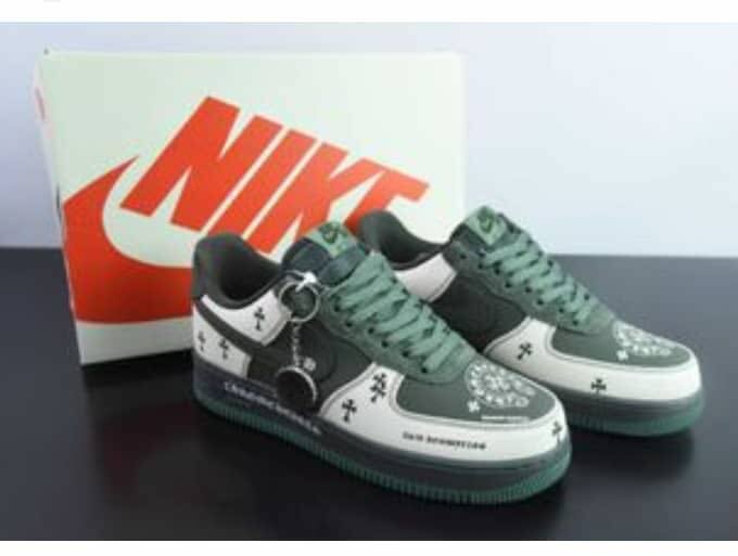 Mens quality sneaker