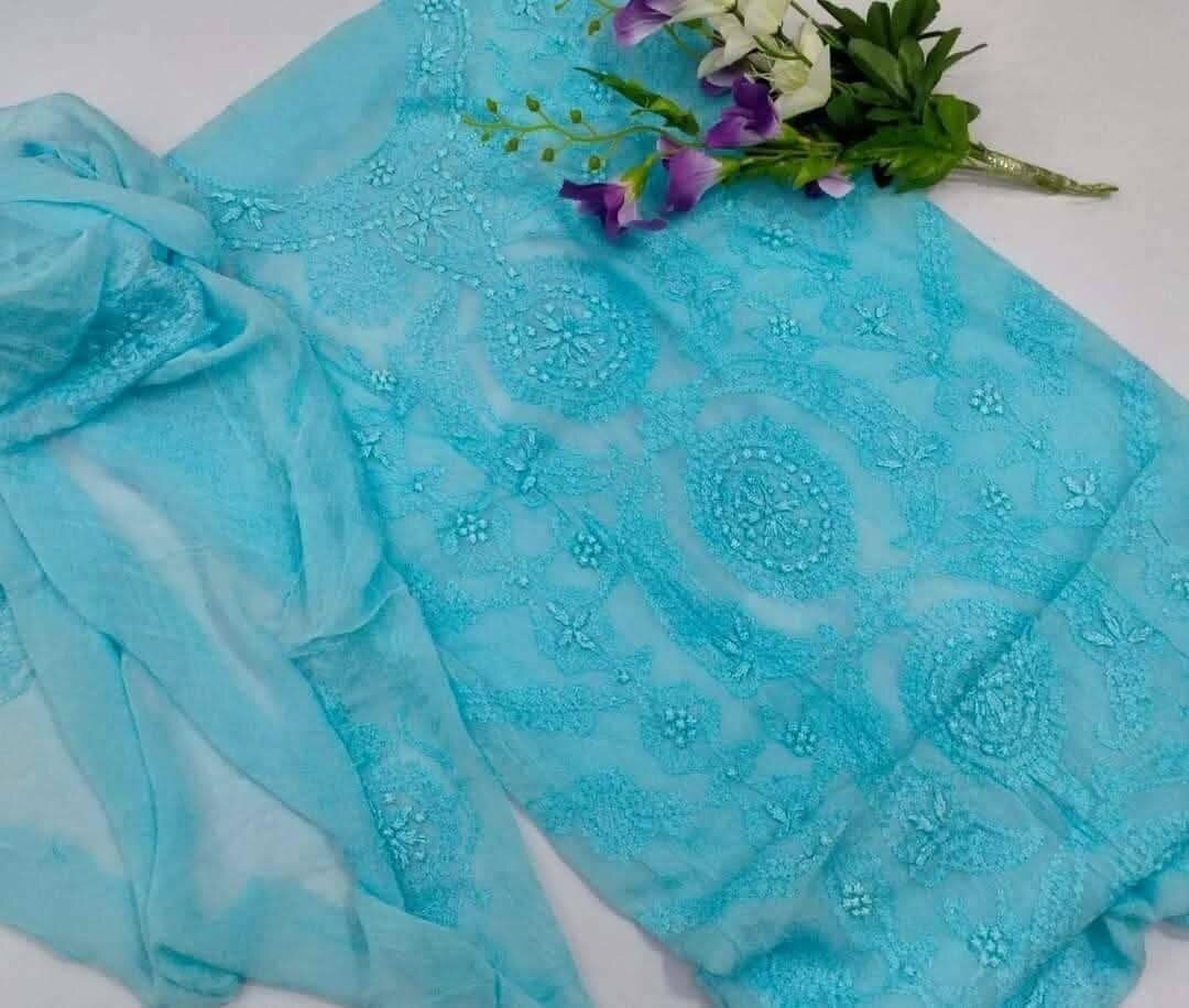Ladies suit