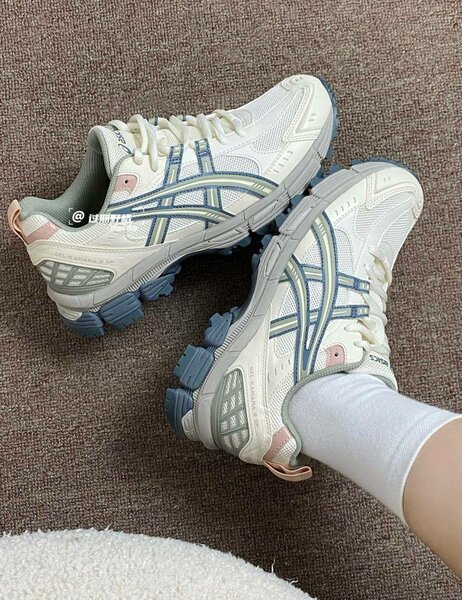 Baskets Sport  Asics