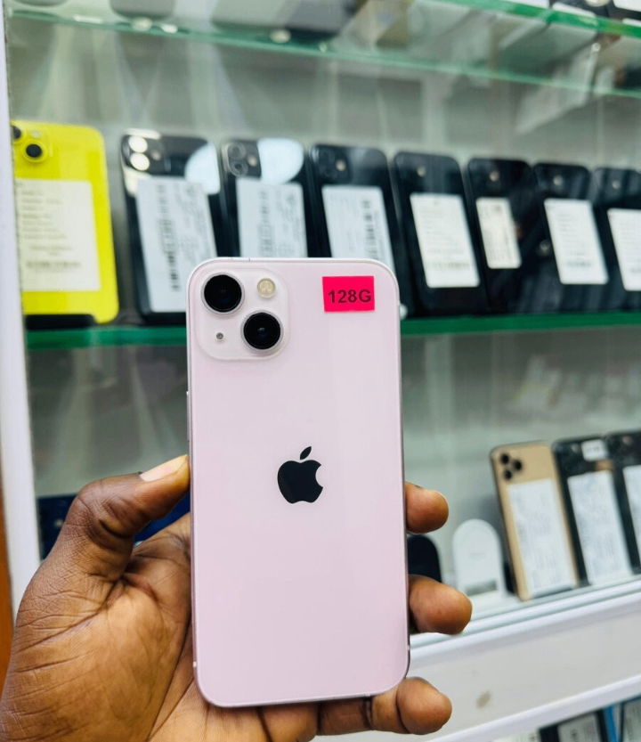 iPhone 128 Go Rose